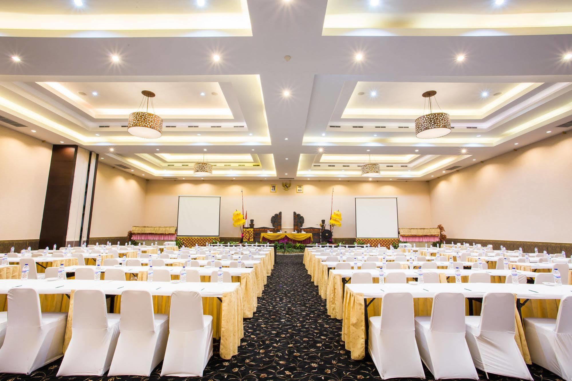 Plagoo Holiday Hotel Nusa Dua  Zewnętrze zdjęcie